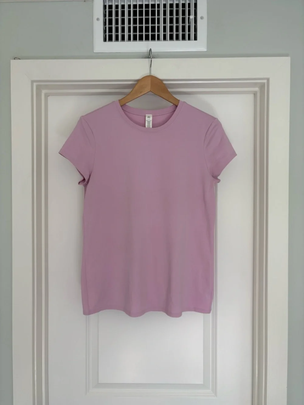 Alo Yoga Alosoft Finese Sugar Plum Pink Top L - Picture 2 of 7
